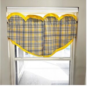 Country Heart Valance Curtain Yellow Gray Plaid Kitchen Two Panels 30x25 Each